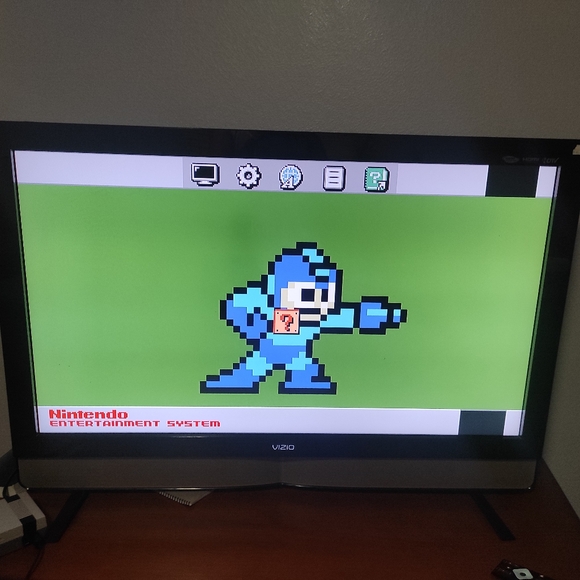 Nintendo NES Classic Edition Mini Console w/ Controller, 2016 - Picture 3 of 12